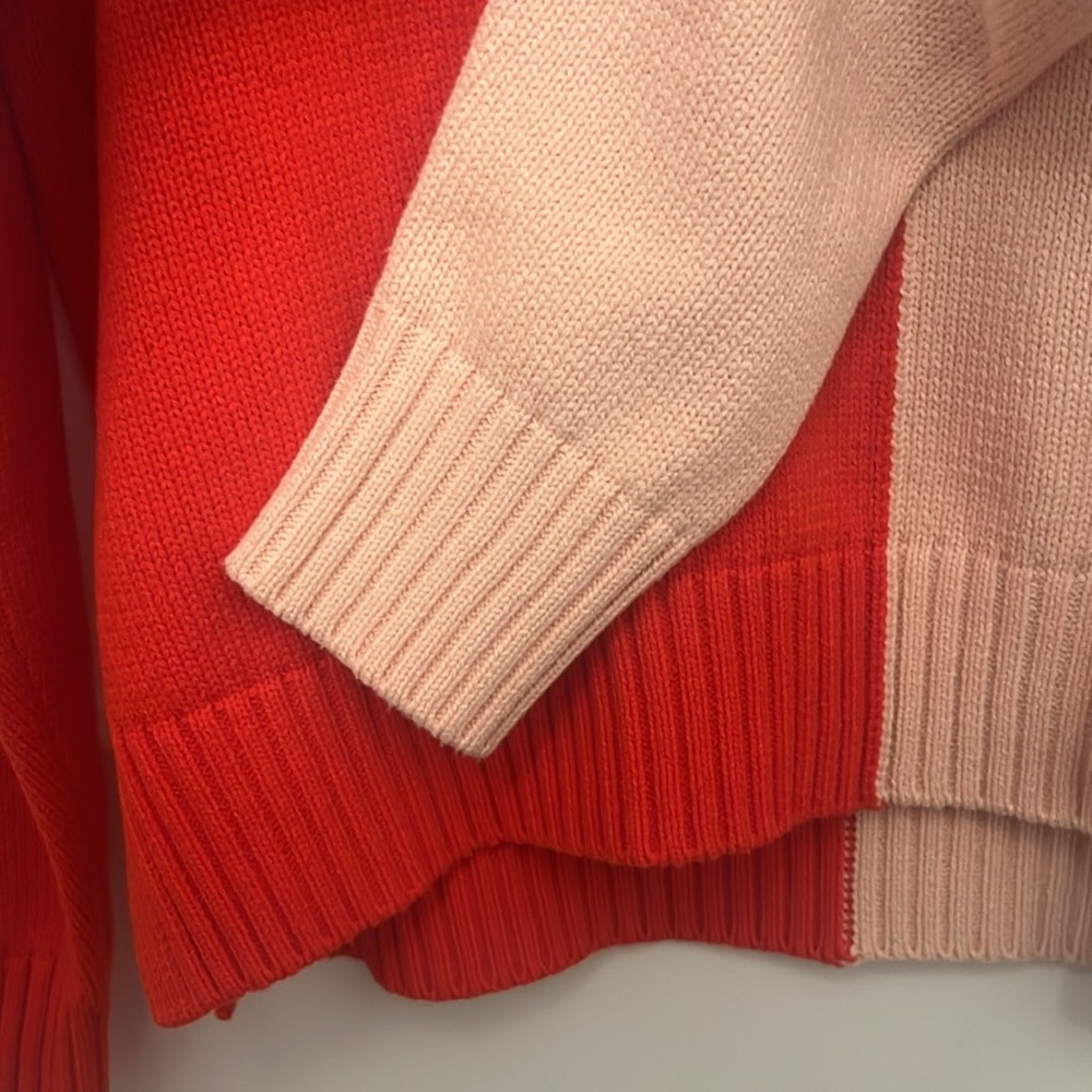 Kerri Rosenthal XOKR Heart V-neck Pullover Sweater pink‎ red size  Medium NEW - Picture 7 of 10